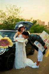 -太郎花子婚纱摄影艺术中心