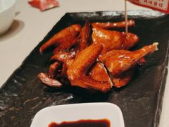 金牌红烧乳鸽-侨美食家·粤菜(体育西路店)