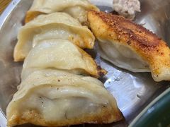 -黄阿姨锅贴大王(万航渡路店)