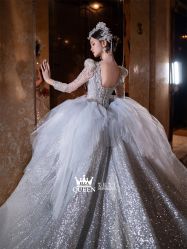 点击看大图 -艾拉·女王婚纱礼服馆