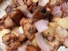 -隔壁老王·家常云南菜(花巷店)