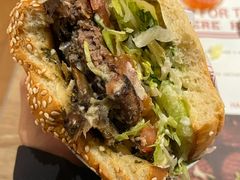 -The Habit Burger Grill 哈比特汉堡(复兴soho店)