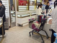 -胖东来生活广场(健康路店)
