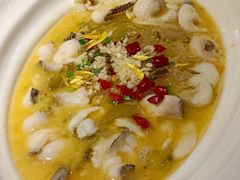 金汤酸菜鱼-绿茶餐厅(光谷世界城步行街店)