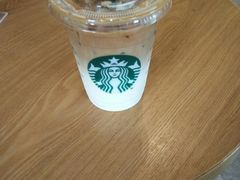 -星巴克(港汇1号办公楼店)