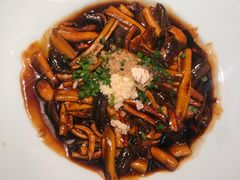 响油鳝糊-鱼食饭稻·苏浙土菜17年老馆子(平江路店)