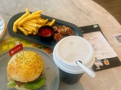 -必胜客(骡马市店)