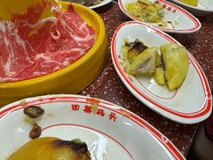 -四囍码头海鲜烧烤自助火锅(外滩南京东路悦荟广场店)