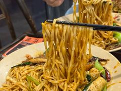 -方铲铲·成都板凳面(滨江银泰店)