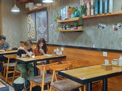 大堂-车沾巷·重庆老味豌杂面