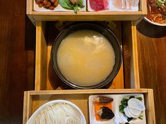 -建新园过桥米线(老街店)