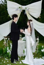 -水晶之恋婚纱摄影(北京总店)