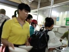 -阿阳牛腩腌面店