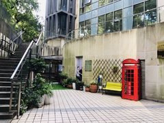 -柏斯音乐艺术中心·钢琴·吉他(上音店)