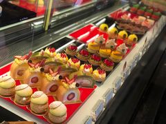 草莓蛋糕卷-Salon de The de Joel Robuchon(外滩18号店)
