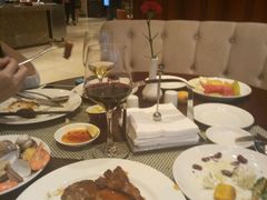 -南湖名都·景湖轩全日制餐厅·海鲜自助·东南亚风味·临湖而食