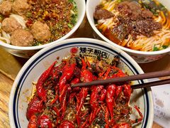 -矮子粉店1985·长沙米粉(湘春路店)