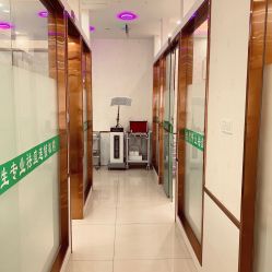 -苗医生专业祛痘·皮肤管理