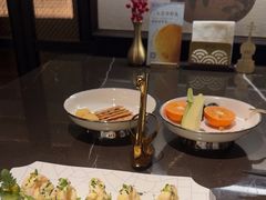 -海派悦庭·海胆烧麦·新融合菜(凯德广场店)