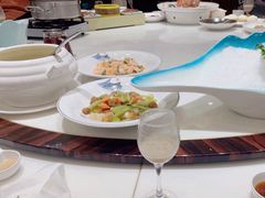 -沪华海鲜大酒楼(南汇店)