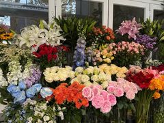 -FEI FEI FLOWER鲜花店·气球派对·宝宝宴布置(虹口德必运动Loft店)
