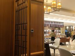 -南湖名都·景湖轩全日制餐厅·海鲜自助·东南亚风味·临湖而食