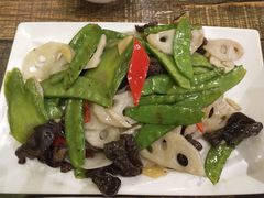 荷塘小炒-王小川新派川菜 烧烤串吧(仁济路店)