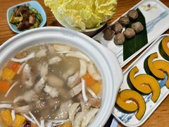 -龙泉人椰子鸡·糟粕醋·地标海南菜(龙昆南店)