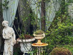 -Jo's Garden