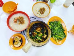 -长城砂煲田鸡粥