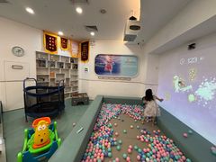 -龙格亲子游泳·水育早教运动中心(绿宝中心)