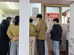 -张阿三馄饨店