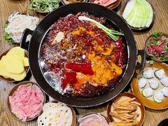 -周幺妹重庆老火锅(银泰城总店)