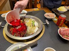 -沸炉重庆老火锅(军事博物馆店)