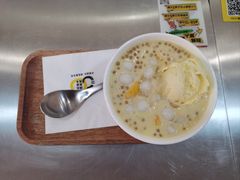 雪山甘露小圆子-满记甜品(巴黎春天宝山店)