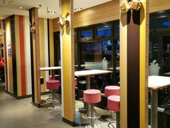 大堂-麦当劳(江湾镇店)