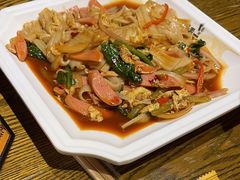 -喝丢一只鞋海鲜烧烤(市场店)