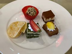 -东方苑自助餐厅(稻香湖景酒店)