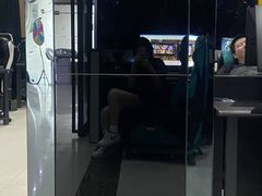 -绿树电竞(五路店)