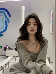 -AYO SALON