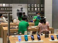 -Apple零售店(华贸购物中心店)