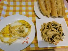 -蓝白自选餐厅(烟大店)