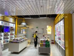 -泡泡玛特POPMART(上海环球港店)