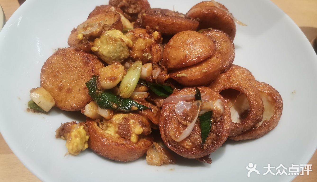 南京街头烟火气丨人生大事恰饭要紧！