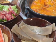 -黔有有贵州酸汤夺夺粉火锅(五味十字店)