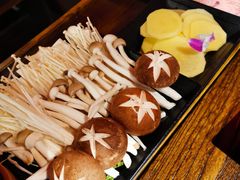 -吼堂老火锅(武汉 天地壹方南馆店)