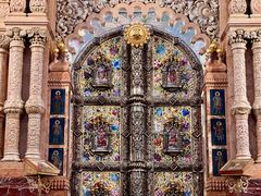 -滴血救世主教堂