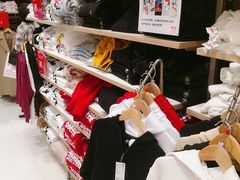 -优衣库(上海金桥国际商业广场店)