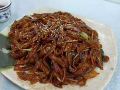 干炒牛河-天宝食坊·啫啫煲大排档(西华路店)