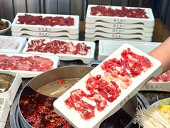 -来龍儿鲜切牛肉自助老火锅